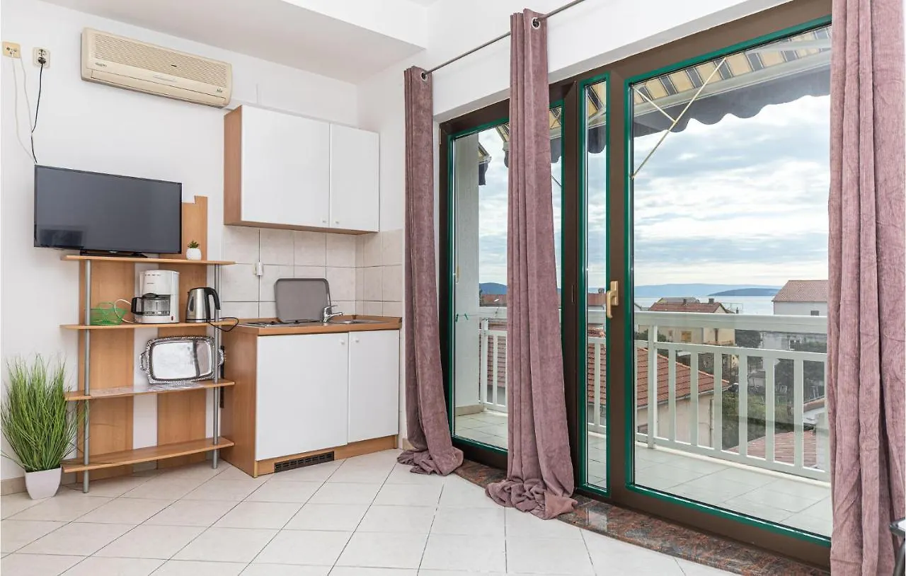 Amazing Apartment In Kastel Stafilic With Wifi Kastela