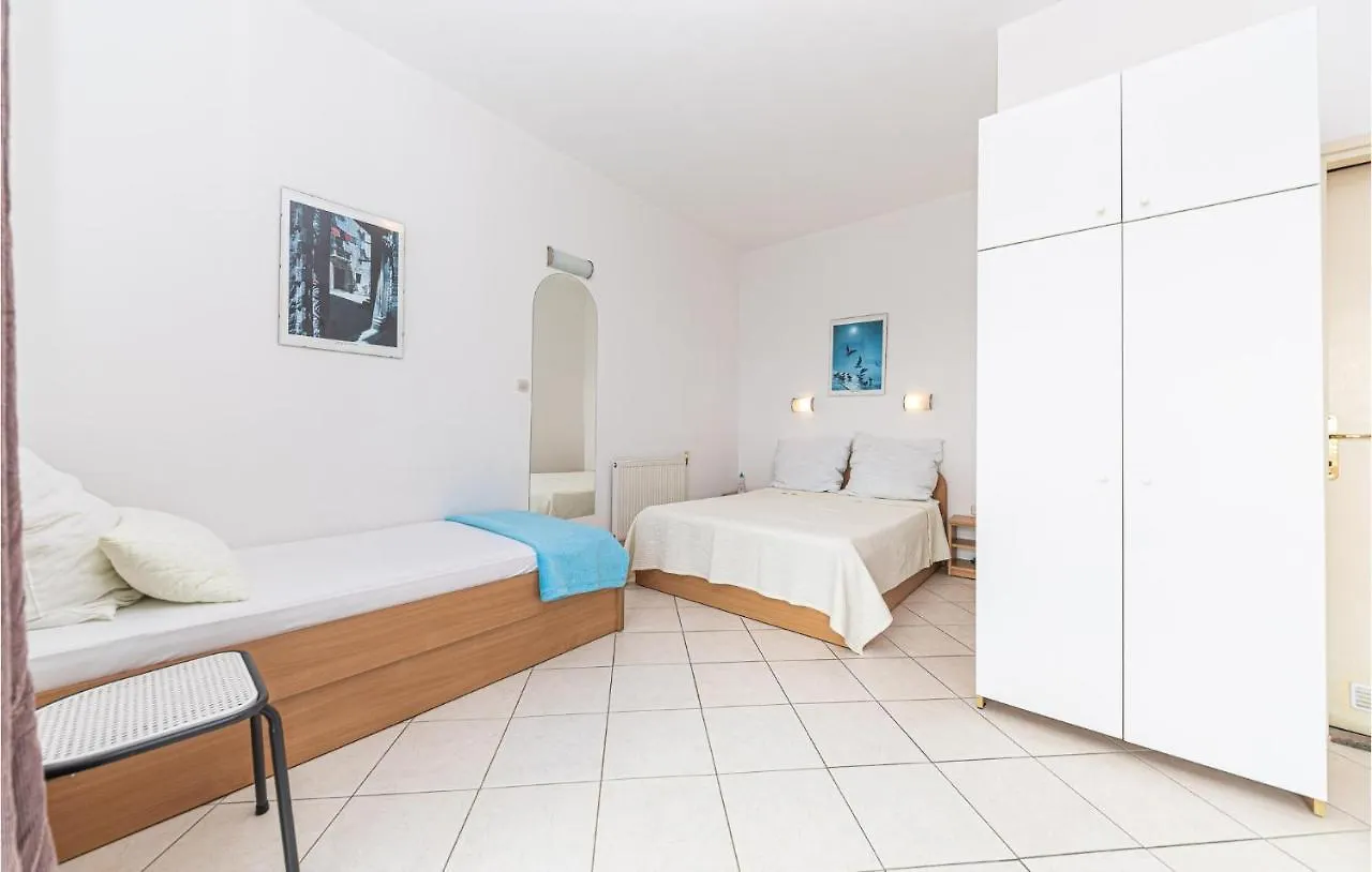 Amazing Apartment In Kastel Stafilic With Wifi Kastela